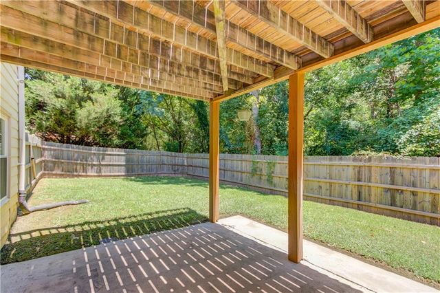 3812 Misty Lake, Ellenwood, GA 30294