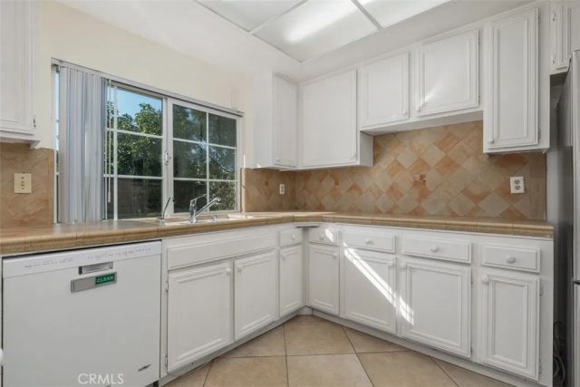 16 Duane, Irvine, CA 92620
