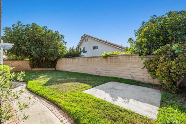 16 Duane, Irvine, CA 92620