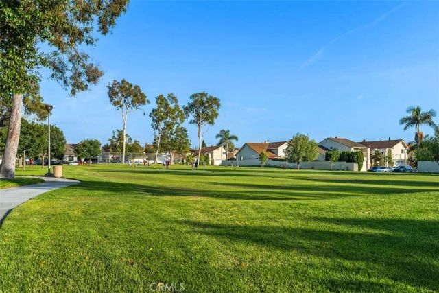 16 Duane, Irvine, CA 92620