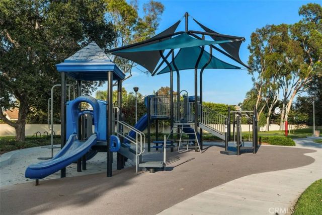 16 Duane, Irvine, CA 92620