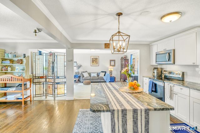 140 Devonwood Drive, Waterbury, CT 06708