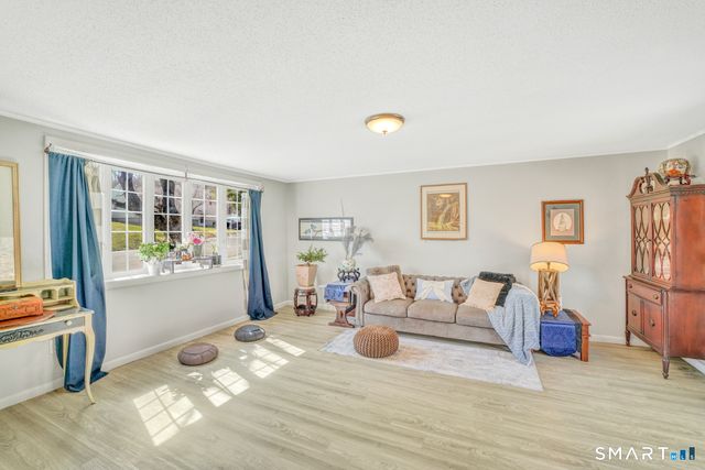 140 Devonwood Drive, Waterbury, CT 06708