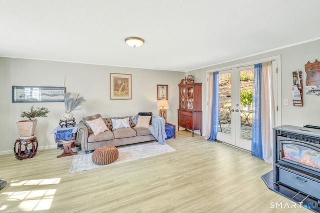 140 Devonwood Drive, Waterbury, CT 06708