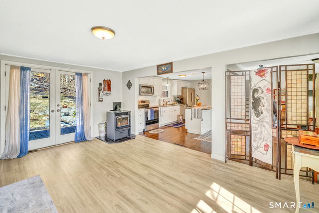 140 Devonwood Drive, Waterbury, CT 06708