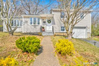 140 Devonwood Drive, Waterbury, CT 06708