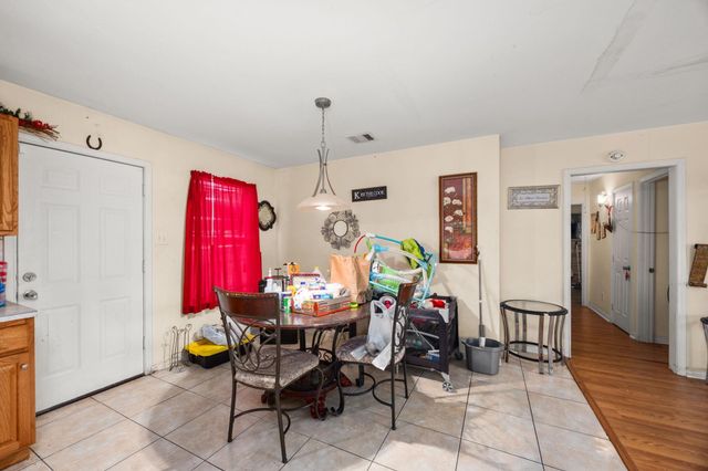 1610 Saint Barbe Street, Hempstead, TX 77445