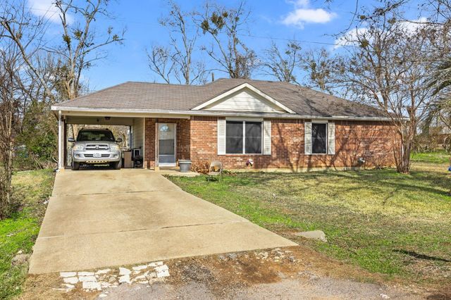 1610 Saint Barbe Street, Hempstead, TX 77445