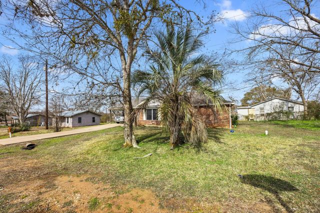 1610 Saint Barbe Street, Hempstead, TX 77445