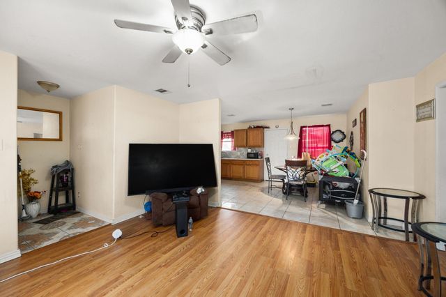 1610 Saint Barbe Street, Hempstead, TX 77445