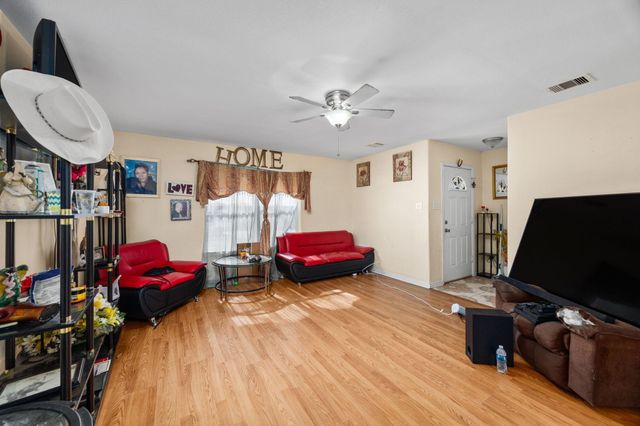 1610 Saint Barbe Street, Hempstead, TX 77445