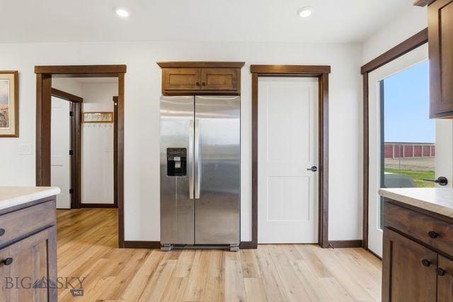 2016 Ross Way, Belgrade, MT 59714