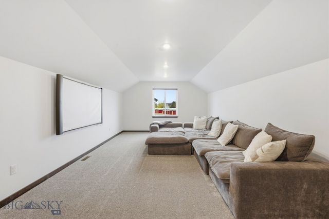 2016 Ross Way, Belgrade, MT 59714