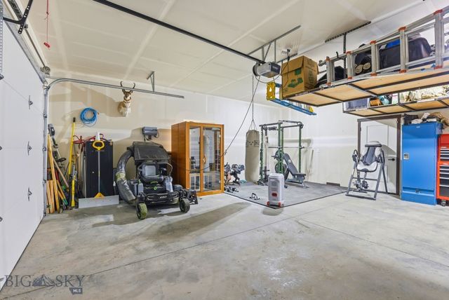 2016 Ross Way, Belgrade, MT 59714