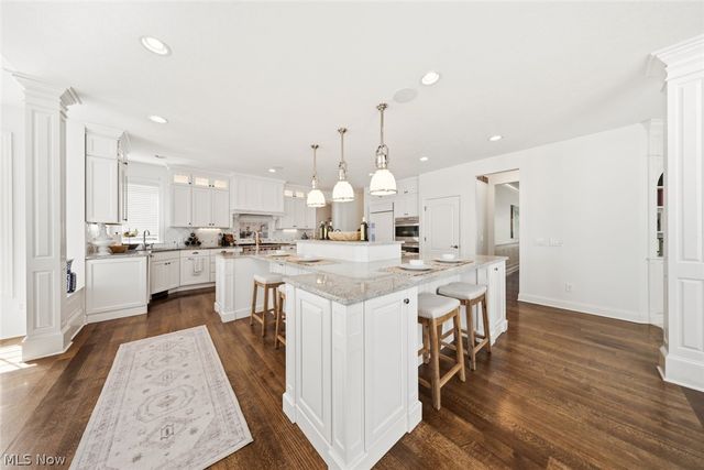 32461 Legacy Pointe Parkway, Avon Lake, OH 44012