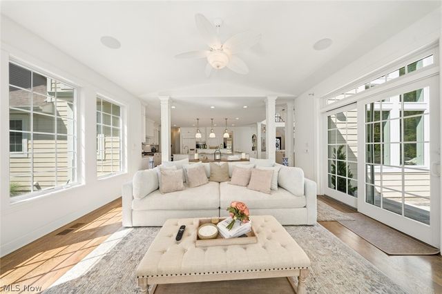 32461 Legacy Pointe Parkway, Avon Lake, OH 44012