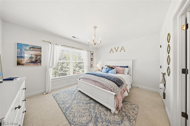 32461 Legacy Pointe Parkway, Avon Lake, OH 44012