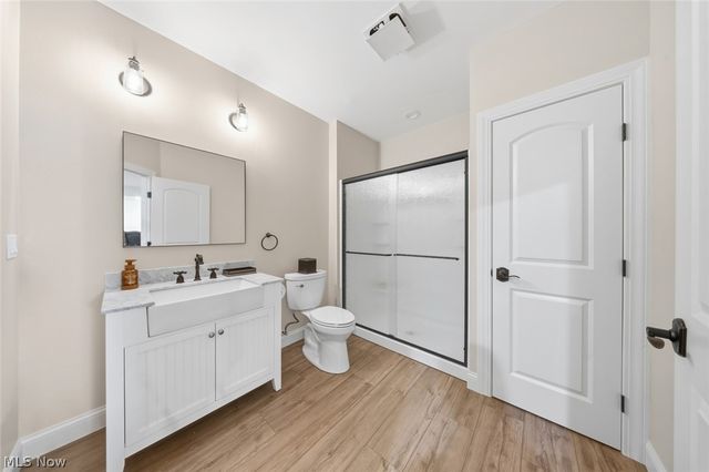32461 Legacy Pointe Parkway, Avon Lake, OH 44012