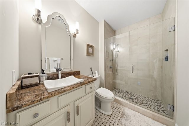32461 Legacy Pointe Parkway, Avon Lake, OH 44012