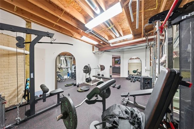 32461 Legacy Pointe Parkway, Avon Lake, OH 44012