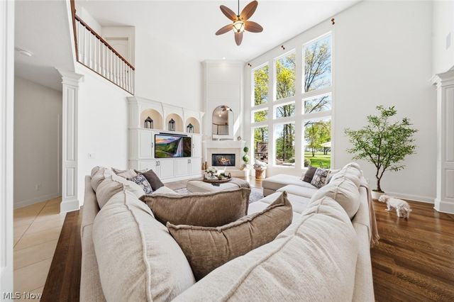 32461 Legacy Pointe Parkway, Avon Lake, OH 44012