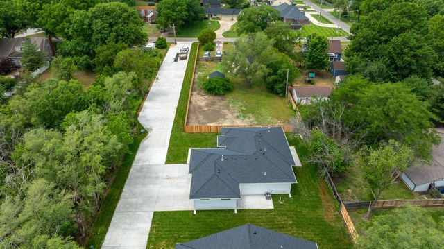 110 S Byron, Wichita, KS 67209