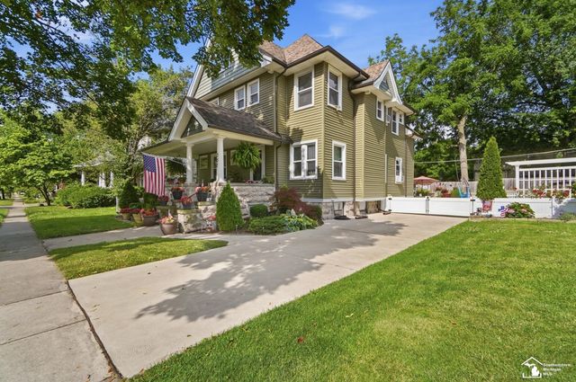 307 N Macomb Street, Monroe, MI 48162