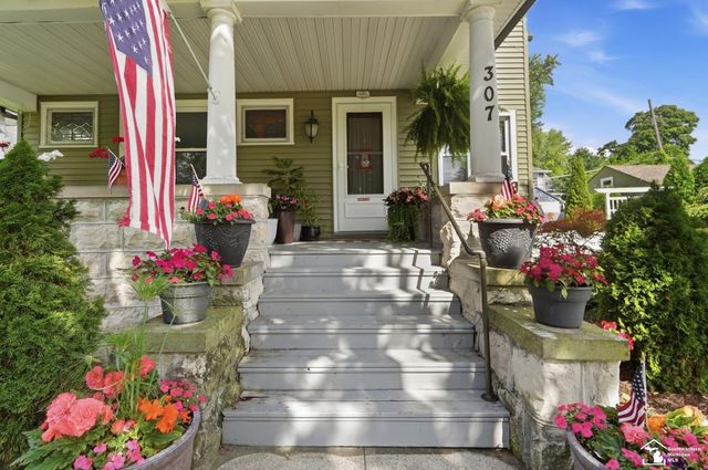 307 N Macomb Street, Monroe, MI 48162