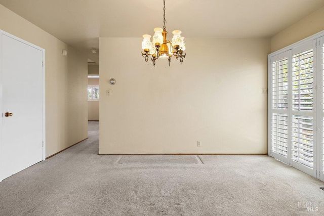 2560 Fraser Ct, Pinole, CA 94564