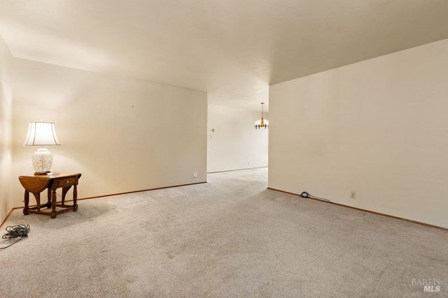 2560 Fraser Ct, Pinole, CA 94564