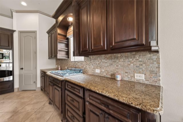 27411 Manor Falls Lane, Fulshear, TX 77441