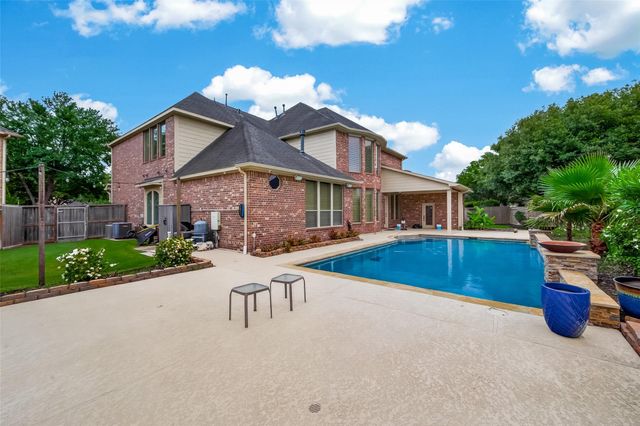 27411 Manor Falls Lane, Fulshear, TX 77441