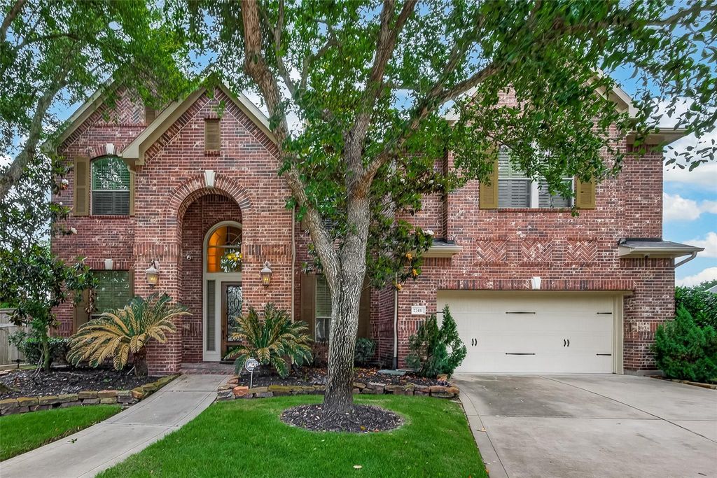 27411 Manor Falls Lane, Fulshear, TX 77441