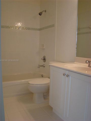 8651 NW 111th Ct ., Doral, FL 33178