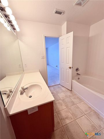 2051 Club Crossing, New Braunfels, TX 78130