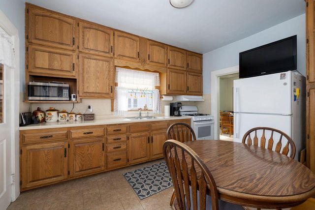 722 Caledonia STREET, La Crosse, WI 54603