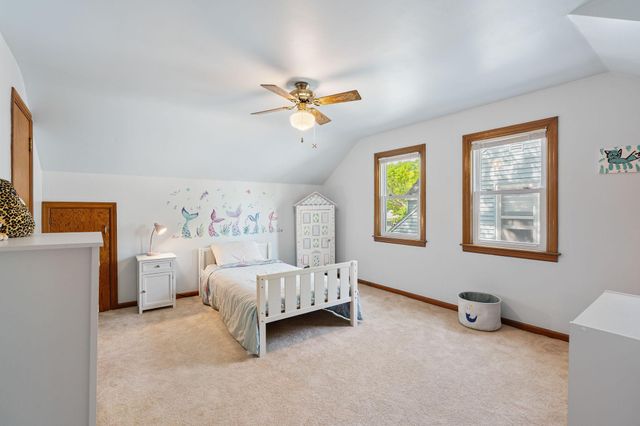 902 11th Avenue SW, Austin, MN 55912