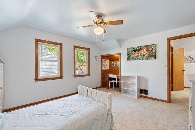 902 11th Avenue SW, Austin, MN 55912