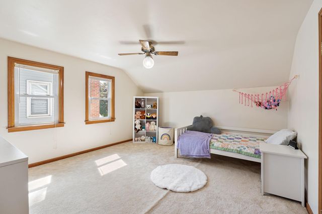 902 11th Avenue SW, Austin, MN 55912
