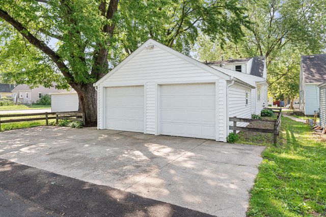902 11th Avenue SW, Austin, MN 55912