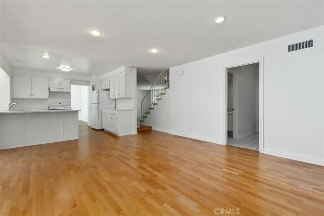 1851 Roanoke, Tustin, CA 92780