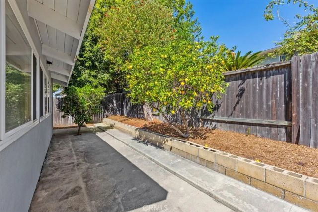 1851 Roanoke, Tustin, CA 92780