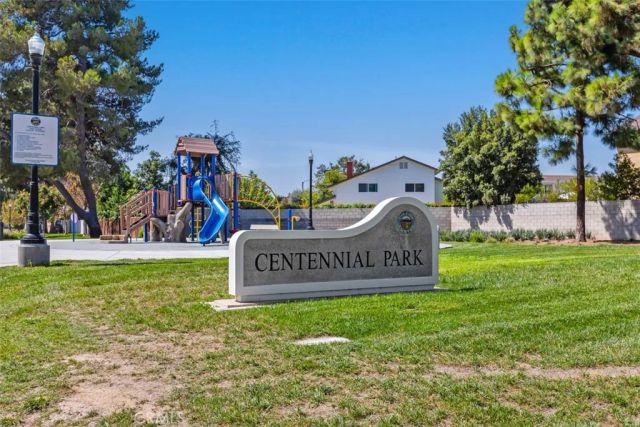 1851 Roanoke, Tustin, CA 92780