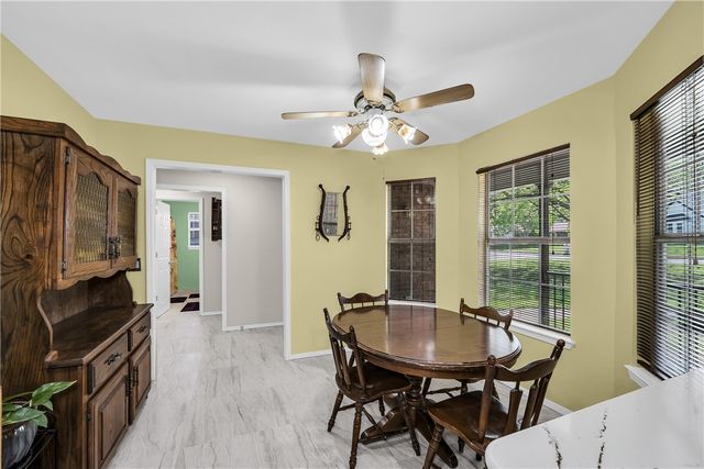 1698 Heritage Drive, Springdale, AR 72762