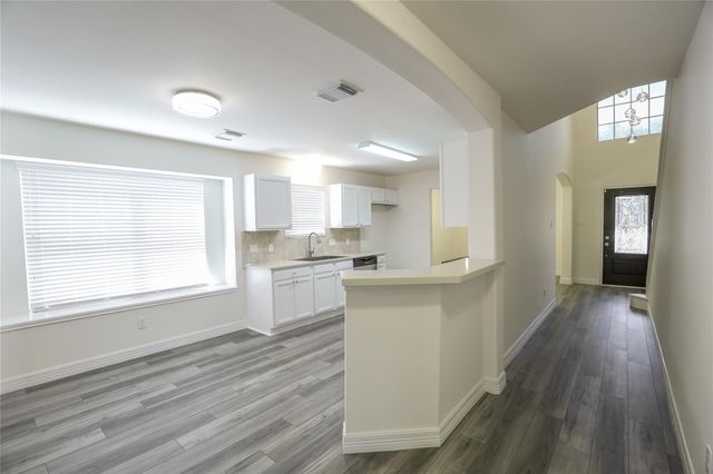 4011 Hawthorne Glen Court, Fresno, TX 77545