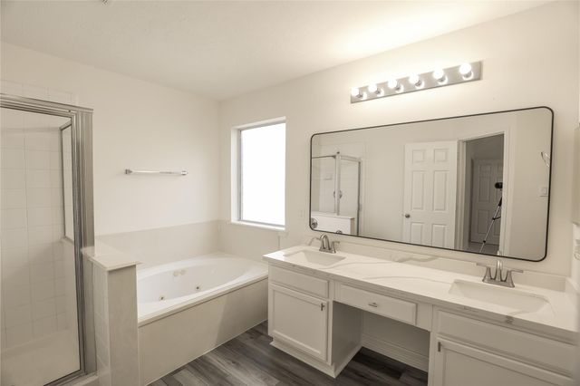 4011 Hawthorne Glen Court, Fresno, TX 77545