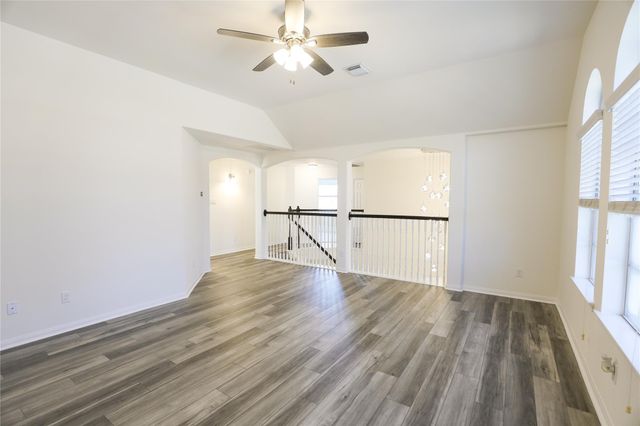 4011 Hawthorne Glen Court, Fresno, TX 77545