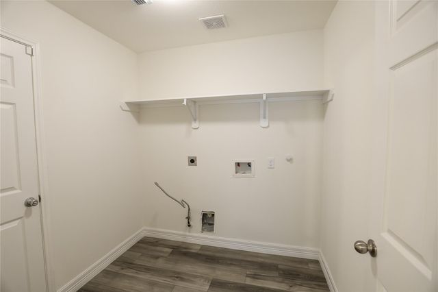 4011 Hawthorne Glen Court, Fresno, TX 77545