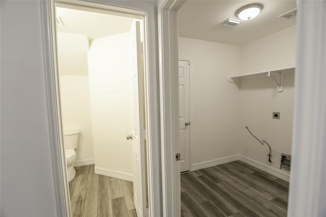 4011 Hawthorne Glen Court, Fresno, TX 77545