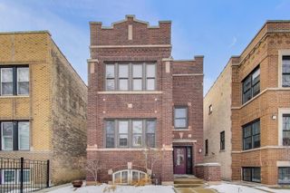 3502 N Oakley Avenue, Chicago, IL 60618